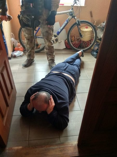 СБУ и КОРД задержали Вано Надирадзе 01 СБУ и КОРД задержали Вано Надирадзе 01 dqxikeidqxidqeant