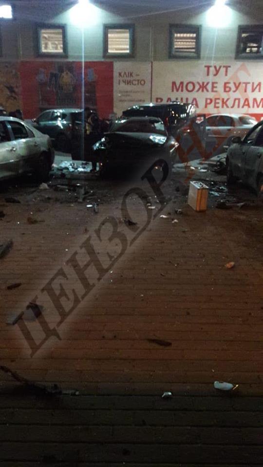 В Киеве взорвана машина офицера украинских спецслужб: диверсант задержан на месте преступления 02 В Киеве взорвана машина офицера украинских спецслужб: диверсант задержан на месте преступления 02