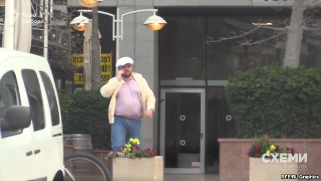 5 квітня Едуард Ставицький сам приходив до бізнес-центру, де розміщений офіс Коломойського dqxikeidqxidqeant