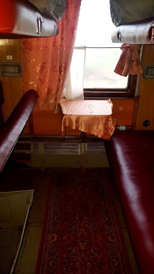 "СÑиÑаÑÑ Ð±Ñдлом!" УÑÐ»Ð¾Ð²Ð¸Ñ Ð² поезде "УкÑзалÑзниÑÑ" Ñазозлили ÑеÑÑ