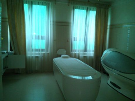 Барокамера и массажные столы Барокамера и массажные столы