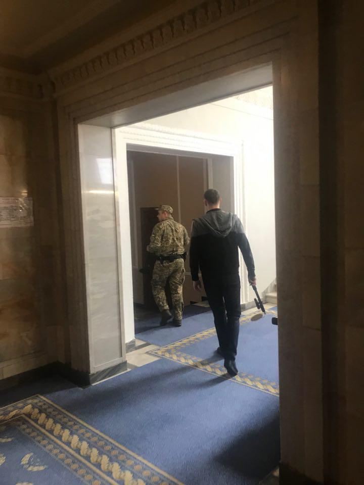 ÐŸÐ¾Ð»Ð¸Ñ†Ð¸Ñ Ð¸Ñ‰ÐµÑ‚ в ВРбомбу dqxikeidqxiqetant