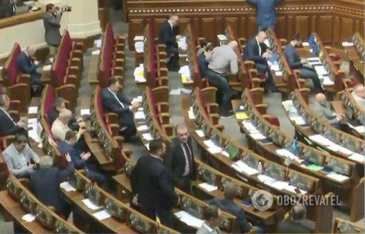 "ÐÐµ Ð Ð°Ð´Ð°, Ð° Ð·Ñ€Ð°Ð´Ð°!" ÐÐ°Ñ€Ð´ÐµÐ¿Ñ‹ Ð²Ñ‹Ð·Ð²Ð°Ð»Ð¸ Ð³Ð½ÐµÐ² ÑƒÐºÑ€Ð°Ð¸Ð½Ñ†ÐµÐ²: Ð² Ñ‡ÐµÐ¼ Ð´ÐµÐ»Ð¾. Ð¤Ð¾Ñ‚Ð¾Ñ„Ð°ÐºÑ‚ dqxikeidqxidqrant