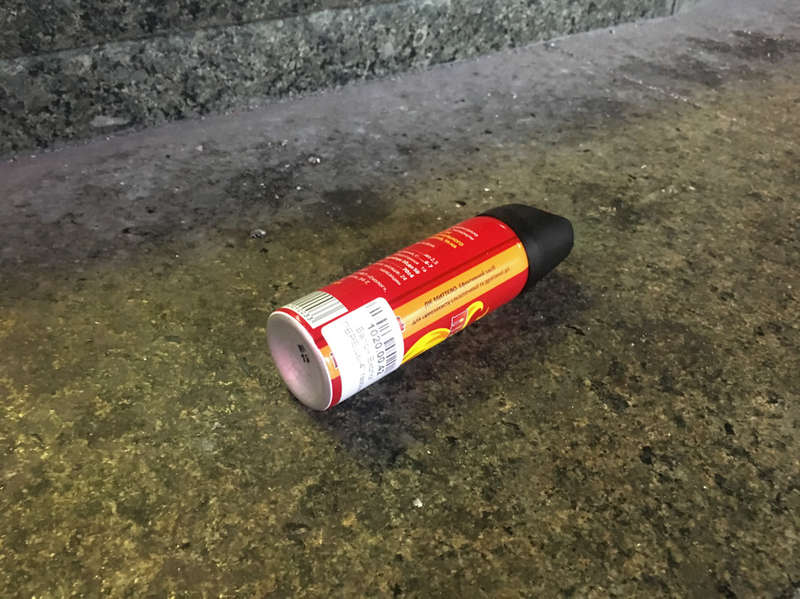 Ð?знаÑалÑно поÑеÑиÑÐµÐ»Ñ Ñделали замеÑание из-за Ñна, а ÑÐ¾Ñ ÑаÑпÑлил пеÑÑовÑй газ dqxikeidqxidqeant