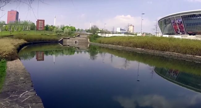 В сети показали, как сейчас выглядит Донбасс-Арена в Донецке В сети показали, как сейчас выглядит Донбасс-Арена в Донецке