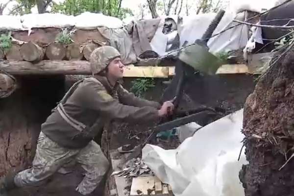 ÐСУ оÑвоевали важнÑе вÑÑоÑÑ Ð½Ð° ÐонбаÑÑе: видео боÑ