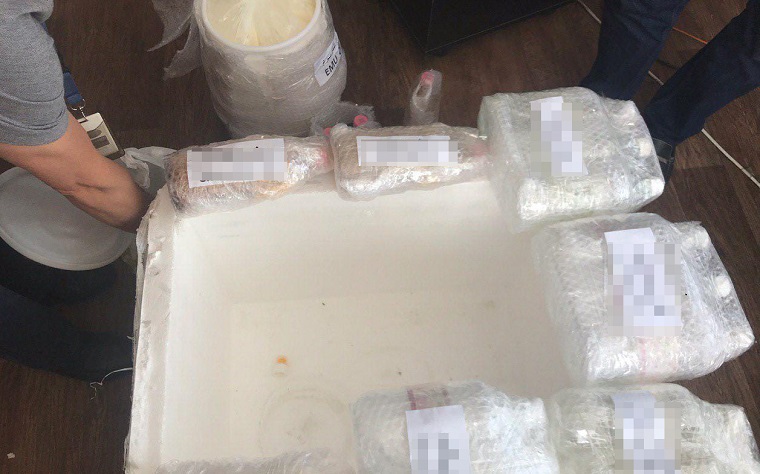 Ð’Â Â«Ð‘Ð¾Ñ€Ð¸ÑÐ¿Ð¾Ð»ÐµÂ» Ð¿ÐµÑ€ÐµÑ…Ð²Ð°Ñ‚Ð¸Ð»Ð¸ ÐºÑ€ÑƒÐ¿Ð½ÑƒÑŽ Ð¿Ð°Ñ€Ñ‚Ð¸ÑŽ Ð½Ð°Ñ€ÐºÐ¾Ñ‚Ð¸ÐºÐ¾Ð². Ð¤Ð¾Ñ‚Ð¾: Ð¿Ñ€Ð¾ÐºÑƒÑ€Ð°Ñ‚ÑƒÑ€Ð° ÐšÐ¸ÐµÐ²Ð° dqxikeidqxidqrant