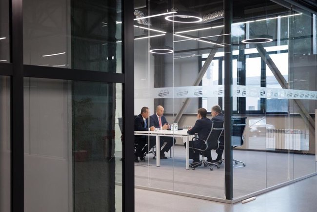 Ð£ÐºÑ€Ð°Ð¸Ð½Ñ†Ñ‹ Ð·Ð° Ð³Ñ€Ð°Ð½Ð¸Ñ†ÐµÐ¹ Ð±ÑƒÐ´ÑƒÑ‚ Ð¿Ñ€Ð¸ÑÑ‚Ð°Ð»ÑŒÐ½Ð¾ Ð½Ð°Ð±Ð»ÑŽÐ´Ð°Ñ‚ÑŒ Ð·Ð° Ð¿Ñ€Ð¾Ñ†ÐµÑÑÐ°Ð¼Ð¸ Ð² Ð½Ð°ÑˆÐµÐ¹ ÑÑ‚Ñ€Ð°Ð½Ðµ, - ÐŸÐ¾Ñ€Ð¾ÑˆÐµÐ½ÐºÐ¾ Ð¿Ñ€Ð¾Ð²ÐµÐ» Ð²ÑÑ‚Ñ€ÐµÑ‡Ñƒ Ñ Ð»Ð¸Ð´ÐµÑ€Ð°Ð¼Ð¸ Ð¾Ñ€Ð³Ð°Ð½Ð¸Ð·Ð°Ñ†Ð¸Ð¹ Ð´Ð¸Ð°ÑÐ¿Ð¾Ñ€Ñ‹ Ð“Ñ€Ð¾Ð´Ð¾Ð¼ Ð¸ Ð¤ÑƒÑ‚ÐµÐµÐ¼ 03