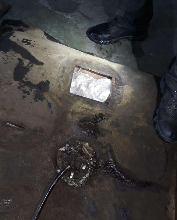 Украинец пыталÑÑ Ð²Ñ‹ÐµÑ…Ð°Ñ‚ÑŒ в Европу Ñ Ð½Ð°Ð±Ð¸Ñ‚Ñ‹Ð¼ Ñнтарем топливным баком, - ГоÑпогранÑлужба 02