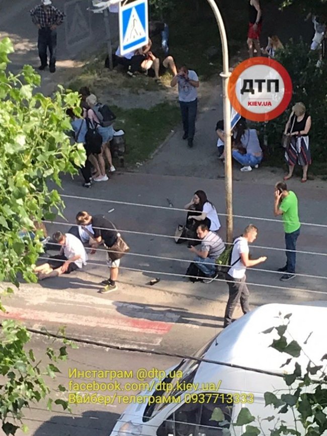 В Боярке в ДТП с маршруткой пострадали 26 человек 04 В Боярке в ДТП с маршруткой пострадали 26 человек 04