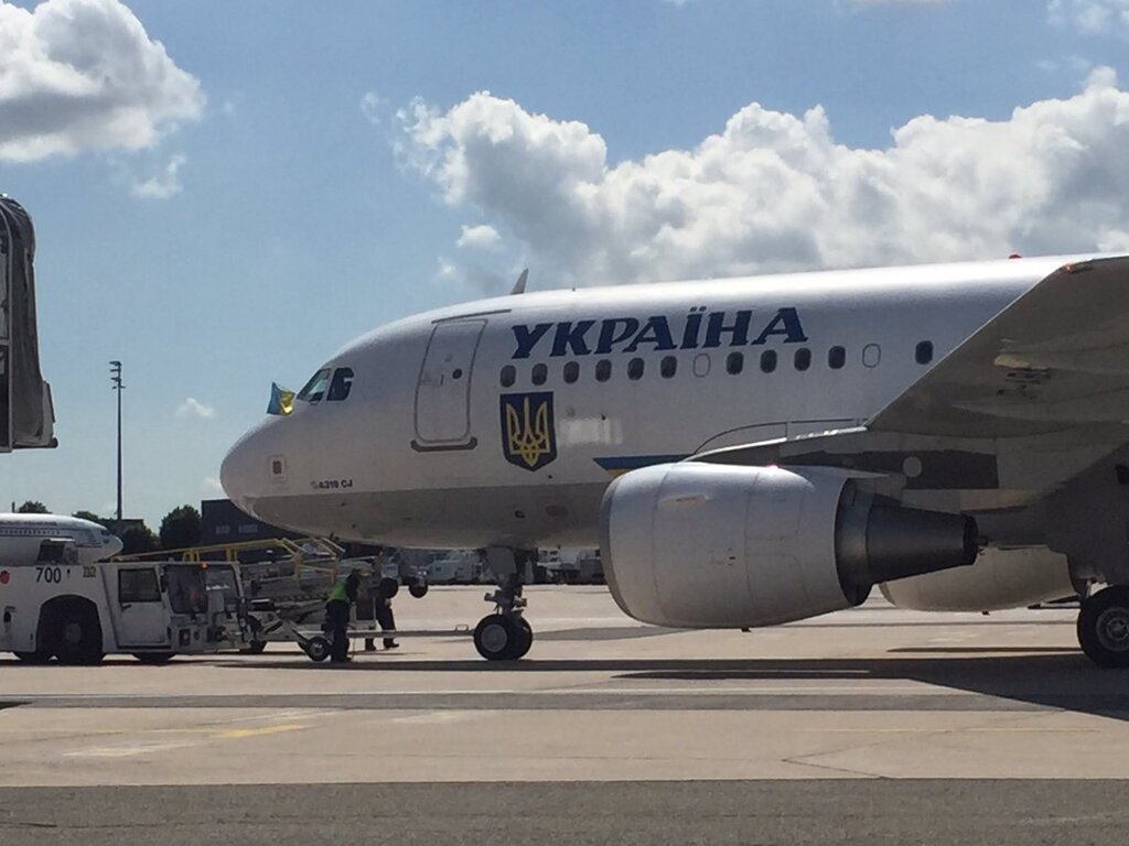 Ð—ÐµÐ»ÐµÐ½ÑÐºÐ¸Ð¹ Ñ Ð¶ÐµÐ½Ð¾Ð¹ Ð¿Ñ€Ð¸Ð»ÐµÑ‚ÐµÐ»Ð¸ Ð²Ð¾ Ð¤Ñ€Ð°Ð½Ñ†Ð¸ÑŽ dqxikeidqxiqzant