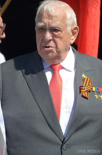 Пишуть, що шахта-вбивця угробила ще 33 людини, але зараз навіть цю інформацію перевірити неможливо, так як на підприємстві озброєні бойовики. 33 або 333 - ніхто точно не скаже.
 Кривава шахта Звягільського і суть ДНР dqxikeidqxihhant