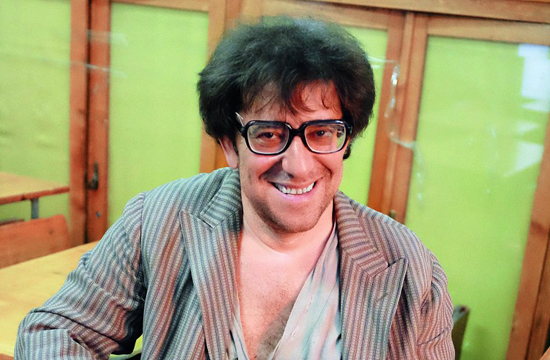       . , , , , , , ,  dqxikeidqxidqeant