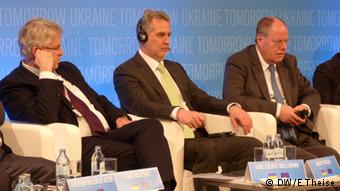 Карл-Георг Вельманн, Дмитрий Фирташ, Пеер Штайнбрюк Карл-Георг Вельманн, Дмитрий Фирташ, Пеер Штайнбрюк