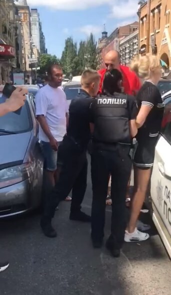 Задержание женщины dqxikeidqxidqrant