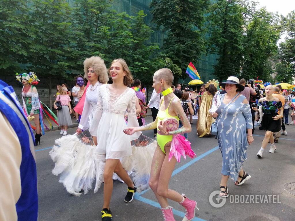 " **":       - dqxikeidqxidqeant