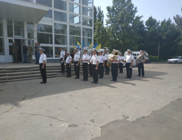 Ð’ ХерÑоне прощаютÑÑ Ñ Ð¿Ð¾Ð³Ð¸Ð±ÑˆÐµÐ¹ при обÑтреле Ñанитарного Ð°Ð²Ñ‚Ð¾Ð¼Ð¾Ð±Ð¸Ð»Ñ Ð½Ð° ДонбаÑÑе Ð?риной Шевченко 10