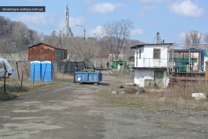 Варта Києва: Люди Шуфрича пытаются отжать РОП-1 в Киеве (Репортаж)