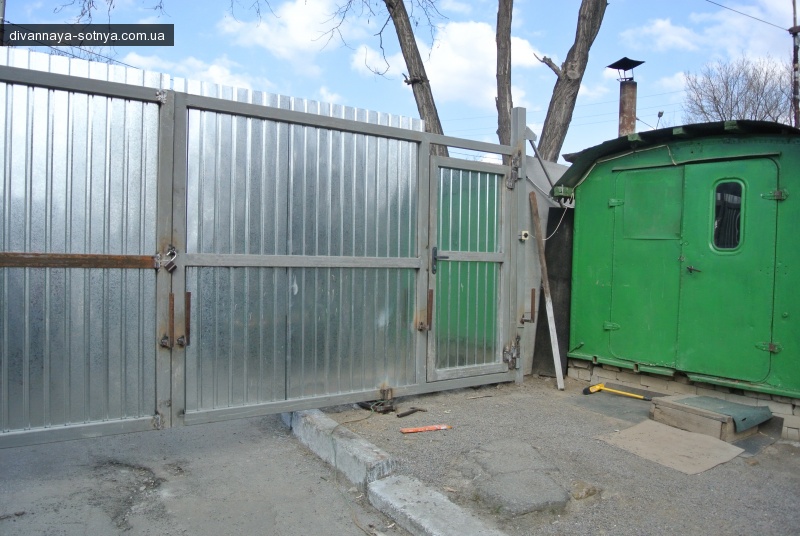 Варта Києва: Люди Шуфрича пытаются отжать РОП-1 в Киеве (Репортаж)