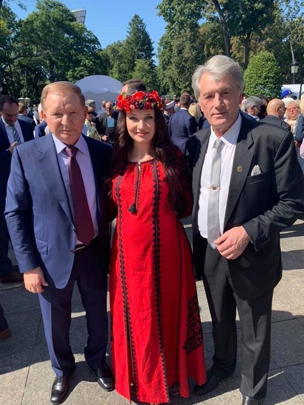 Дмитрий Гордон станет отцом седьмой раз: в сети опубликовали фото его беременной жены Дмитрий Гордон станет отцом седьмой раз: в сети опубликовали фото его беременной жены