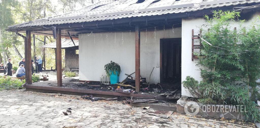 Соседи прячутся: эксклюзивные детали с места поджога дома Гонтаревой