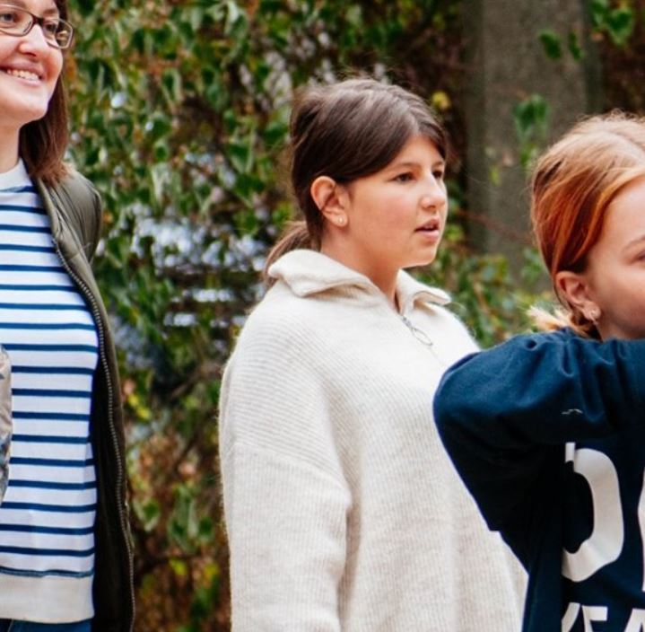 Дочь Зеленского засветилась на фото из школы