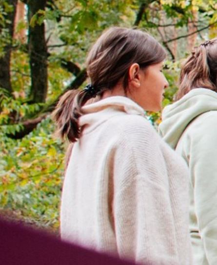 Дочь Зеленского засветилась на фото из школы