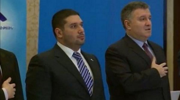 Черный ящик от Зеленского: Президент отдает Одесскую область Авакову - 189557 Черный ящик от Зеленского: Президент отдает Одесскую область Авакову - фото 189557