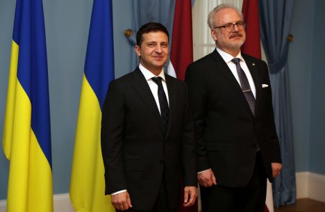 Владимир Зеленский и Эгил Левитс dqxikeidqxidqrant