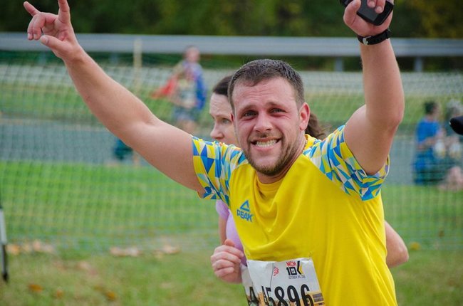 Помер ветеран АТО, снайпер батальйону Донбас Дмитро Фесенко 01 Помер ветеран АТО, снайпер батальйону Донбас Дмитро Фесенко 01 dqxikeidqxidqrant