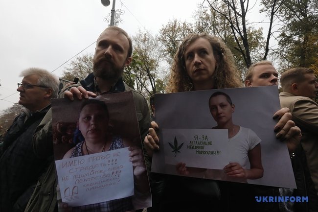 Конопляный марш свободы состоялся в Киеве: участники требовали легализации медицинского каннабиса 05