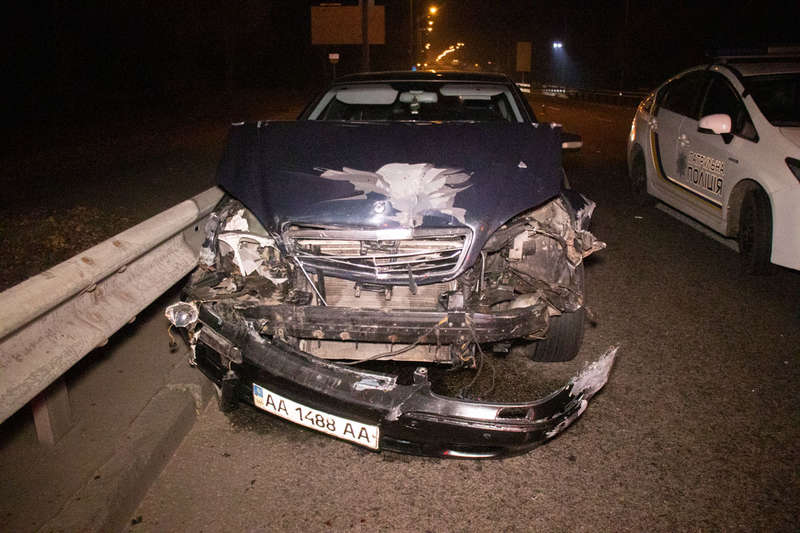  BMW   Renault     W220  Viano,   Renault "" ,  BMW   