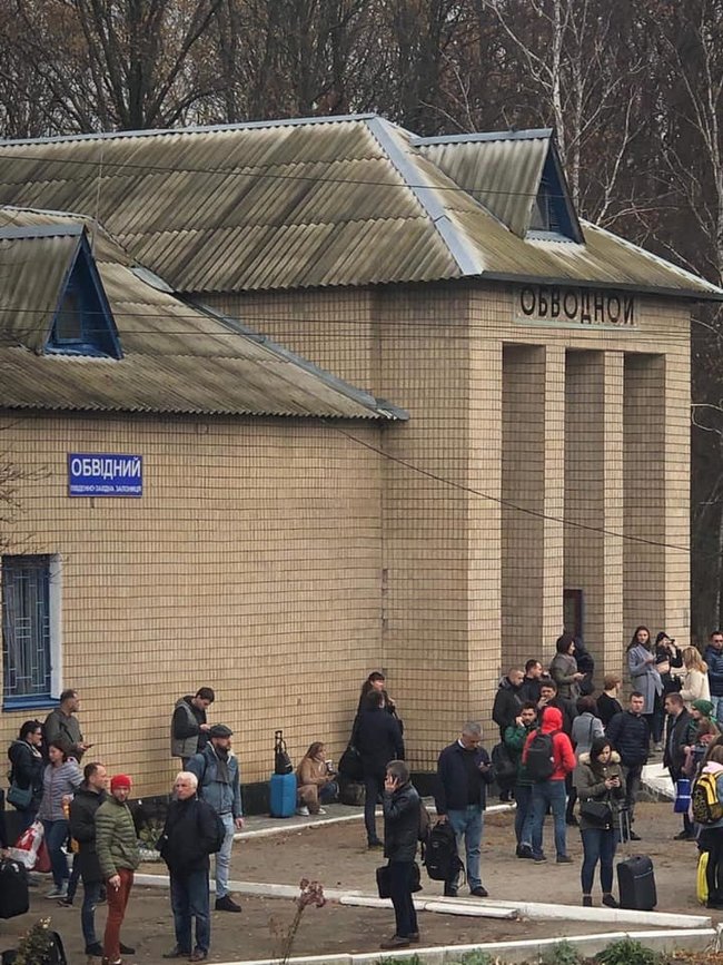 Интерсити Львов-Киев остановили на полпути из-за сообщения о заминировании 04 Интерсити Львов-Киев остановили на полпути из-за сообщения о заминировании 04