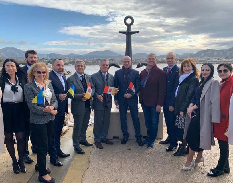 Партия сказала: Зе-команда «уходит» мэра Одессы и судорожно ищет замену - 192059 Партия сказала: Зе-команда «уходит» мэра Одессы и судорожно ищет замену - фото 192059 dqxikeidqxidqrant