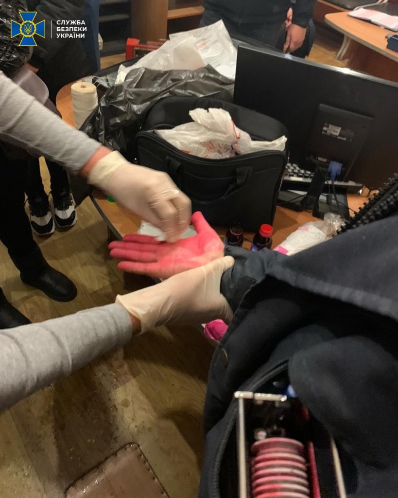 В Одесской области разоблачили главного инспектора таможни, который брал взятки dqxikeidqxidqrant