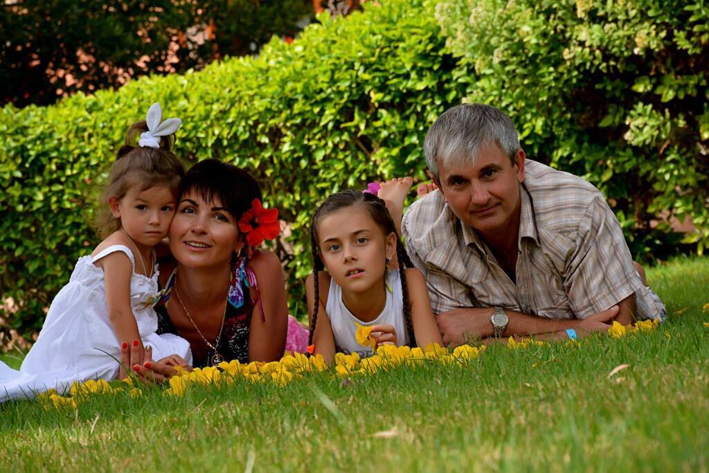 Владимир Гапоненко с семьей dqxikeidqxidqeant