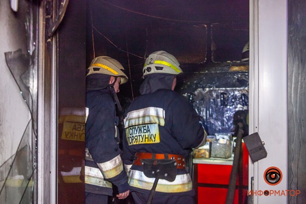 В Днепре произошел пожар в пивном магазине dqxikeidqxidqeant