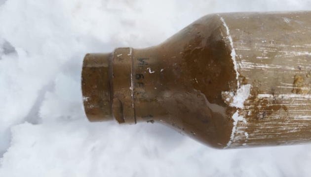 ÐŸÐ¾Ð´ Ð¡Ñ‚Ð°Ð½Ð¸Ñ†ÐµÐ¹ Ð›ÑƒÐ³Ð°Ð½ÑÐºÐ¾Ð¹ Ð½Ð°ÑˆÐ»Ð¸ ÑÐ½Ð°Ñ€ÑÐ´, ÑÐ¾ÑÑ‚Ð¾ÑÑ‰Ð¸Ð¹ Ð½Ð° Ð²Ð¾Ð¾Ñ€ÑƒÐ¶ÐµÐ½Ð¸Ð¸ Ð°Ñ€Ð¼Ð¸Ð¸ Ð Ð¤, - Ð¿Ñ€Ð¾ÐºÑƒÑ€Ð°Ñ‚ÑƒÑ€Ð° 01 dqxikeidqxidqrant