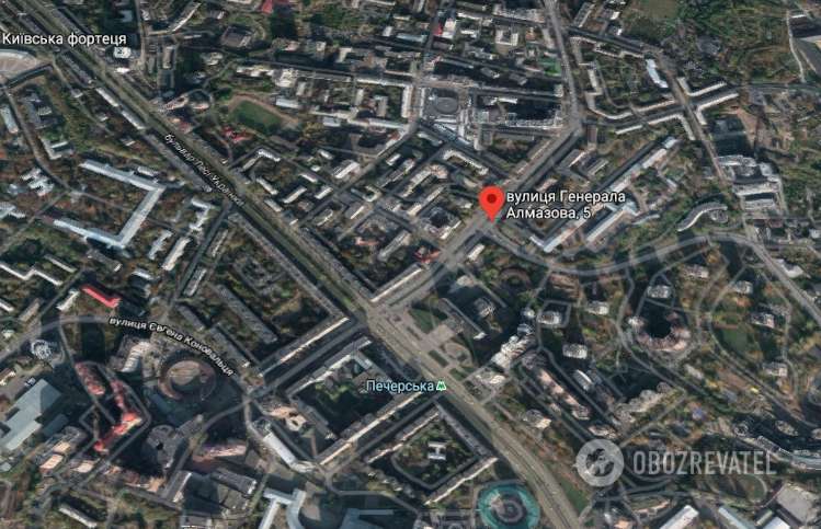 Прорыв теплотрассы в Киеве dqxikeidqxidqeant