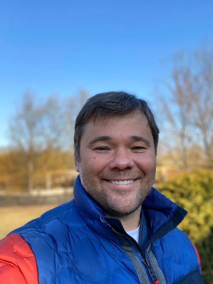 андрей богдан