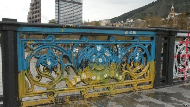 Мост в Тбилиси dqxikeidqxidqrant