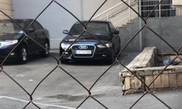 Как глава ГАСИ Юрия Васильченко намутил на AUDI за шесть дней dqxikeidqxidqrant