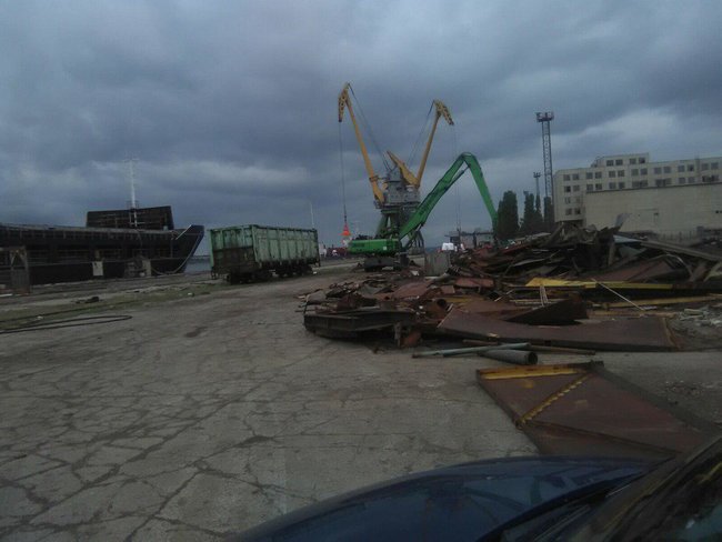 Арестованное имущество Николаевского судостроительного завода Океан режут на металлолом, - нардеп Скороход 02 Арестованное имущество Николаевского судостроительного завода Океан режут на металлолом, - нардеп Скороход 02