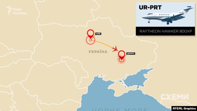 А вже через 40 хвилин він приземлився в аеропорту міста Дніпро, якому офіційно на прийняття і відправлення пасажирів працювати заборонено