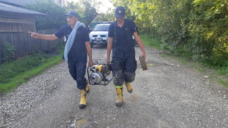 На западе Украины из-за паводков затопило почти 250 домов dqxikeidqxidqeant