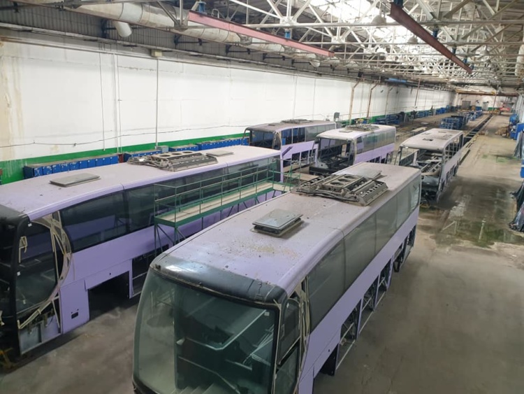 Во Львове нашли “кладбище“ автобусов ЛАЗ Во Львове нашли “кладбище“ автобусов ЛАЗ dqxikeidqxidqrant