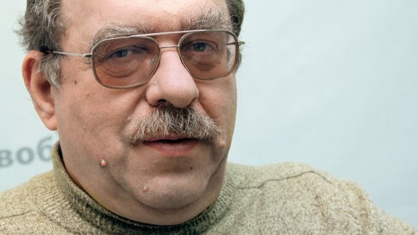  , 63 , , .  1  1957-  .  – -,   .  – ,  .   .       .           . ³    . ϳ       .     ””  ””,  ” ”.    .      ,  ”    ”, ”    ?”, ”Azat Qirim   ?     ”. 2011    ”  ”   . 2017-   쳿    ”   ”.   .    .    –  ,  ,  . ”ʳ        .   ”.        .   – , -,  –  dqxikeidqxidqrant