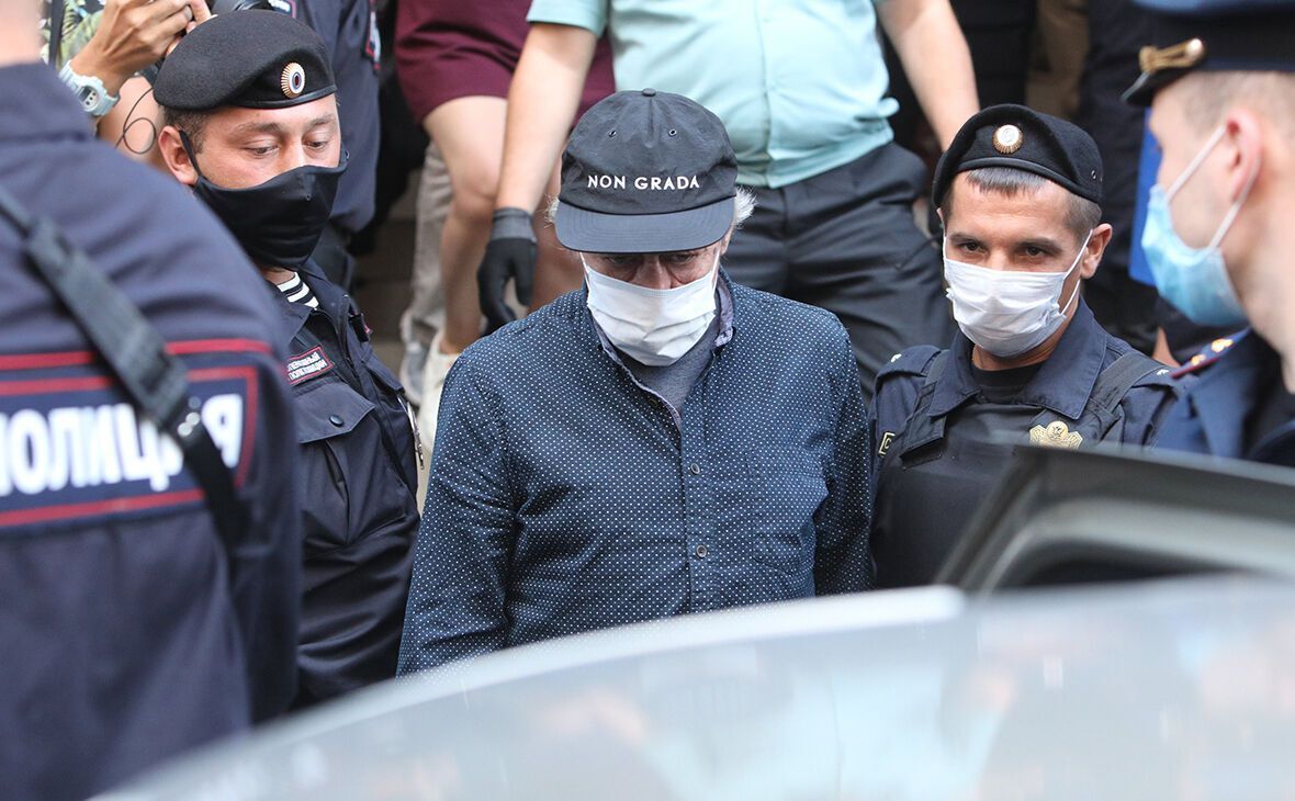        :      (:  / "") dqxikeidqxidqrant