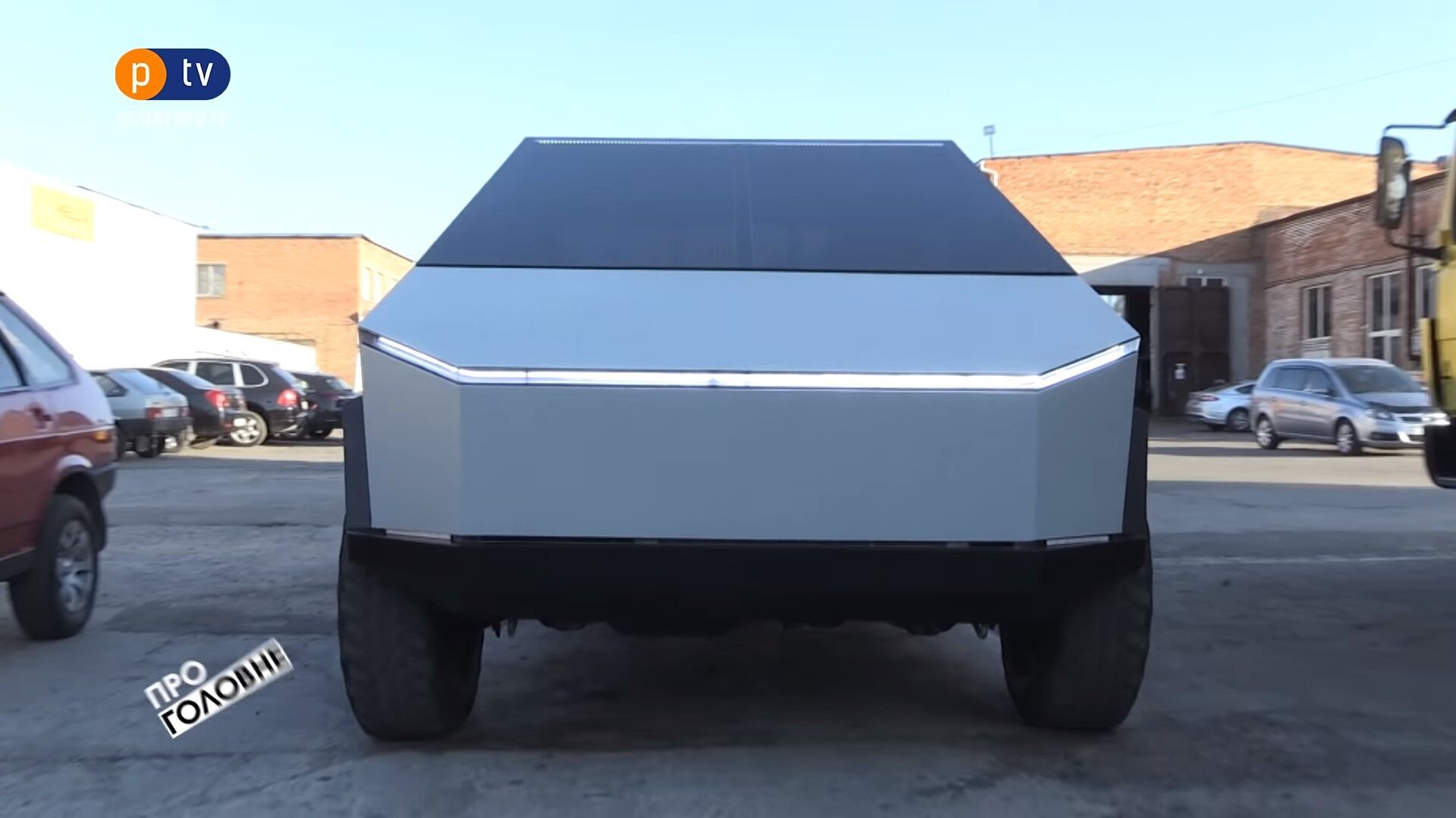  Tesla Cybertruck    ,   . dqxikeidqxidqrant