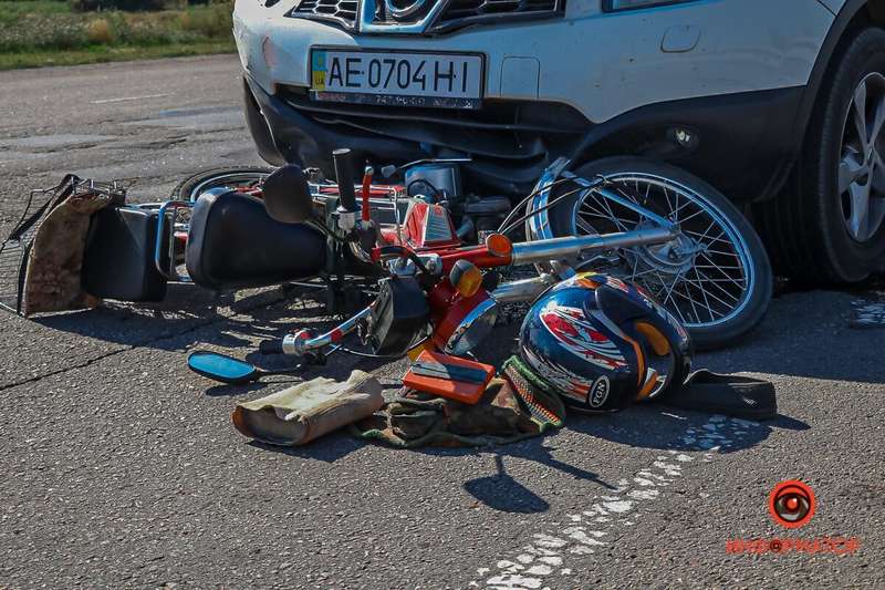 Водитель Nissan не успел среагировать на обстановку dqxikeidqxidqrant